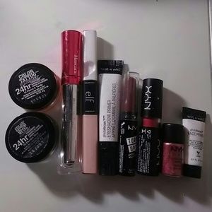 Make up bundle. Make up Lot